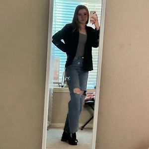 Meet your Posher, Ava